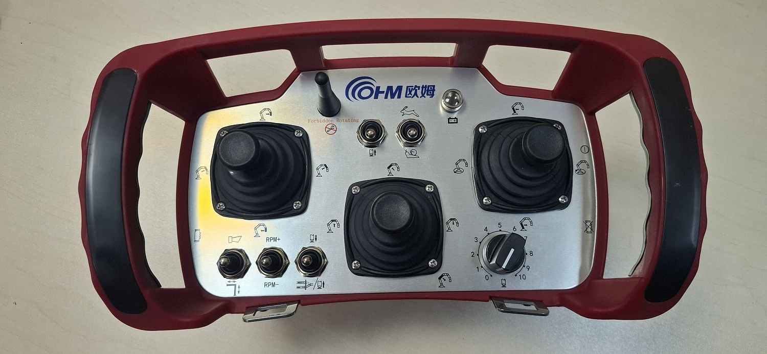 Радиопульт для автобетононасоса Sermac / Сермак